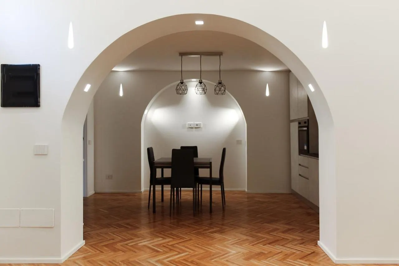 Attia Residence Wifi - Duomo In 10 Min Милан Апартаменты